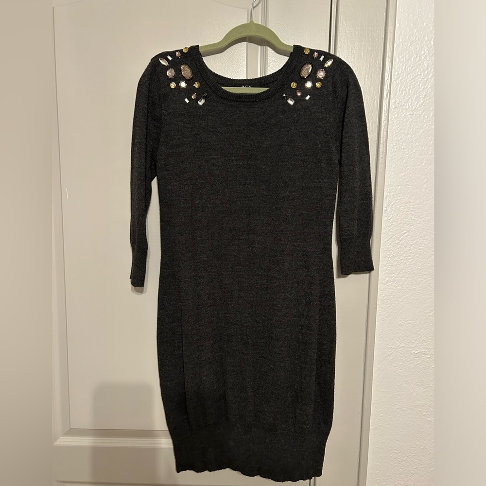 Gray sweater dress for any winter occasion
